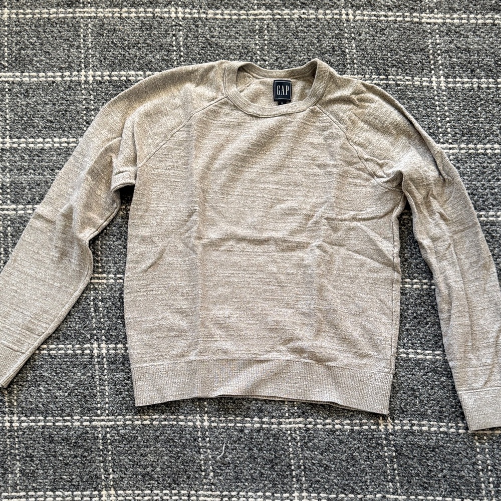 GAP Women's Light Tan Crewneck Sweater 100% Cotton